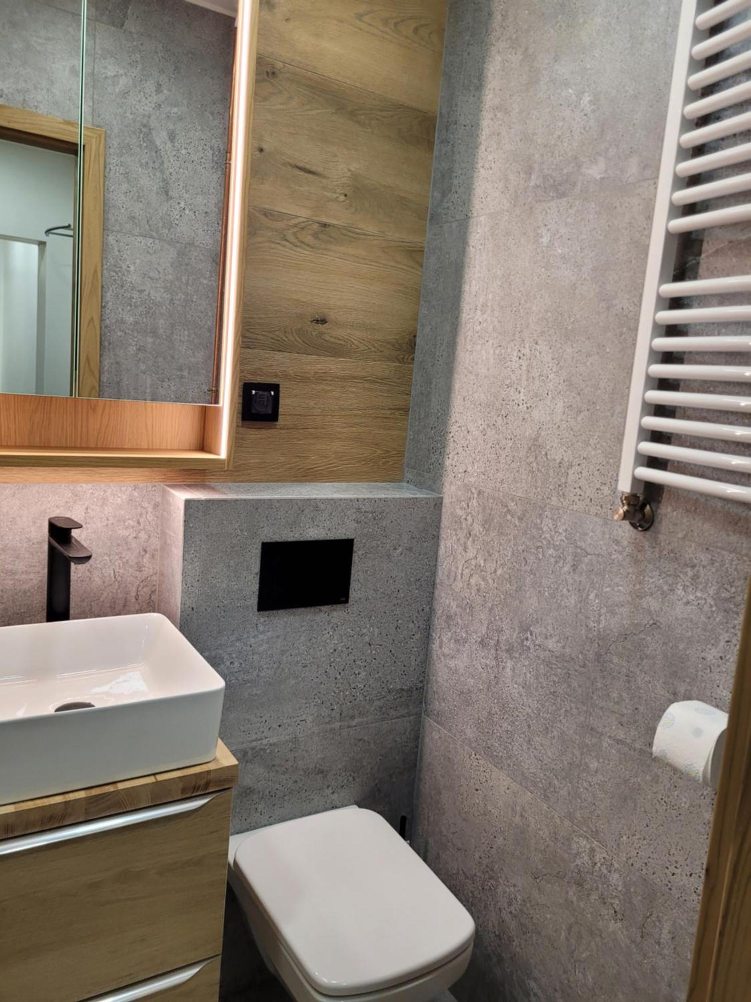 Apartament Radiostacja III Z Ogrodkiem, Parking Free Gliwice Kültér fotó