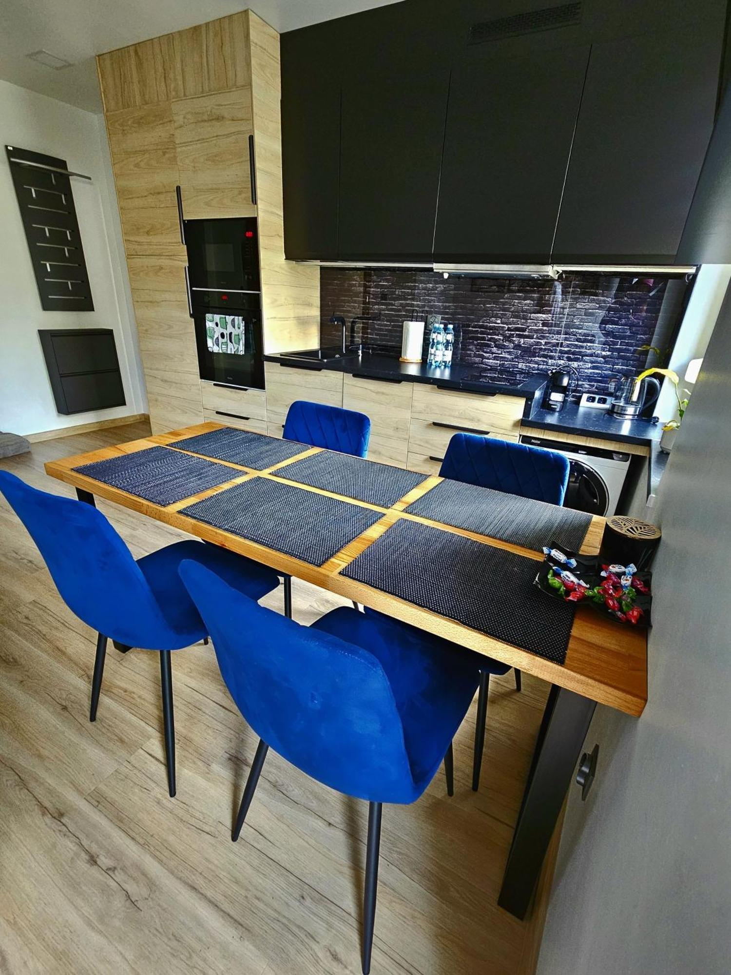 Apartament Radiostacja III Z Ogrodkiem, Parking Free Gliwice Kültér fotó